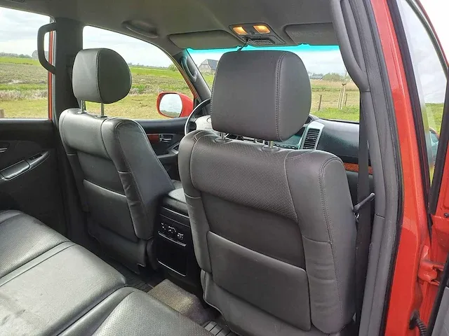 Toyota - land cruiser - 3.0 d-4d 4x4 executive - personenauto - afbeelding 30 van  52