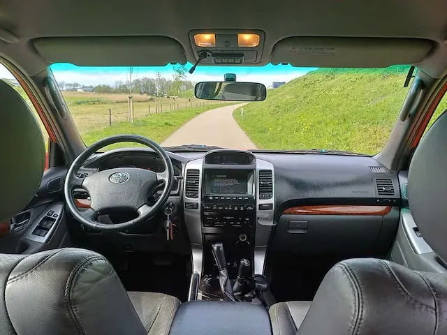 Toyota - land cruiser - 3.0 d-4d 4x4 executive - personenauto - afbeelding 33 van  52