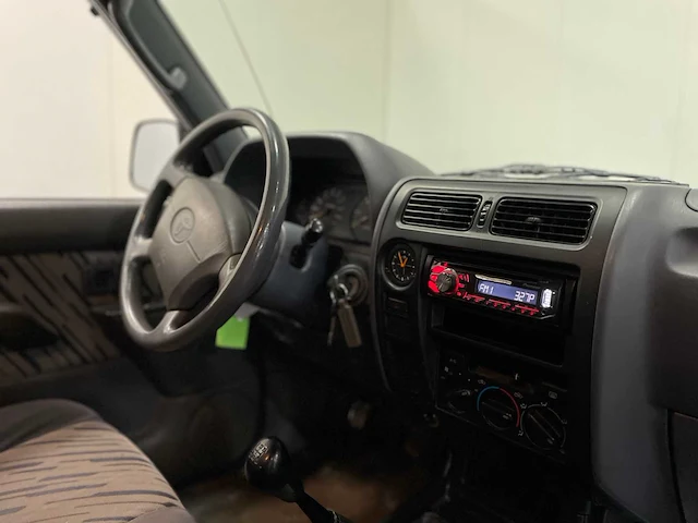 Toyota - land cruiser challenger - 4x4 - personenauto - 1997 - afbeelding 5 van  30