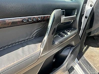 Toyota - land cruiser v8 - 4.5 d-4d v8 exec. 7p. - car - 2012 - afbeelding 20 van  40