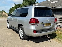 Toyota - land cruiser v8 - 4.5 d-4d v8 exec. 7p. - car - 2012 - afbeelding 23 van  40