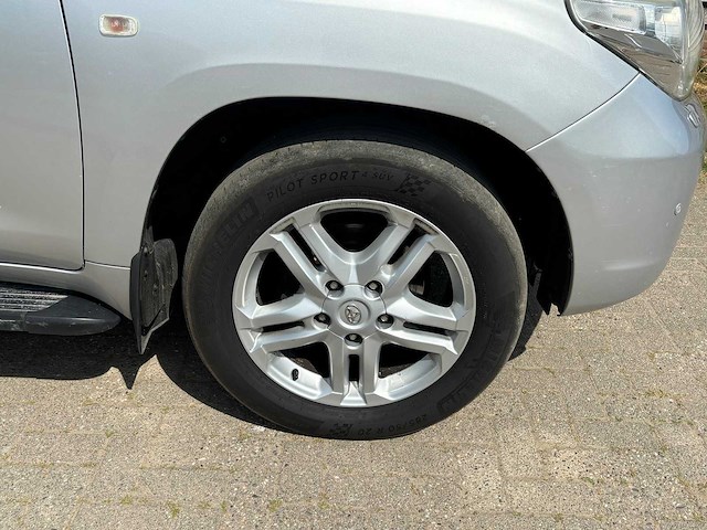 Toyota - land cruiser v8 - 4.5 d-4d v8 exec. 7p. - car - 2012 - afbeelding 26 van  40