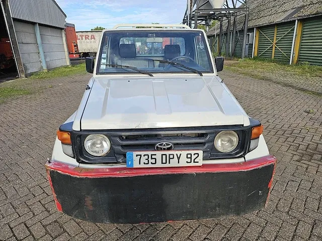 Toyota - landcruiser pickup - lb71mod - personenauto - afbeelding 12 van  20