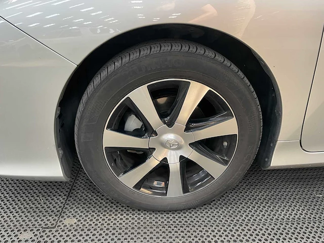 Toyota - mirai - waterstof - fuel-cell - personenauto - 2018 - afbeelding 17 van  26