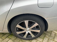 Toyota - mirai - waterstof - fuel-cell - personenauto - 2018 - afbeelding 18 van  26