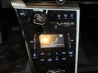 Toyota - mirai - waterstofauto - personenauto - 2017 - afbeelding 8 van  31