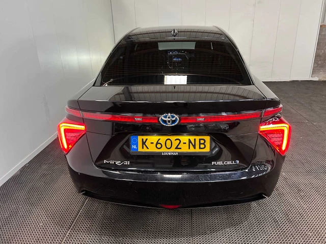 Toyota - mirai - waterstofauto - personenauto - 2017 - afbeelding 31 van  31