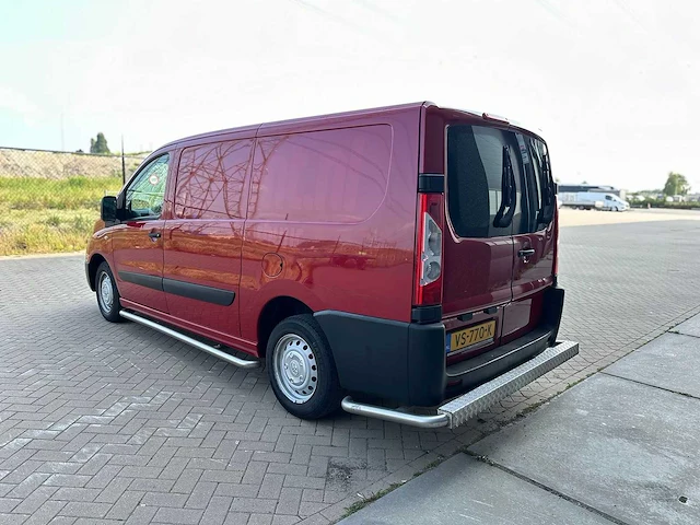 Toyota - proace - 2015 - 1.6d l2h1 aspiration - bedrijfswagen - afbeelding 7 van  13