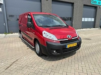 Toyota - proace - 2015 - 1.6d l2h1 aspiration - bedrijfswagen - afbeelding 10 van  13