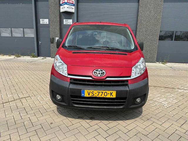 Toyota - proace - 2015 - 1.6d l2h1 aspiration - bedrijfswagen - afbeelding 11 van  13