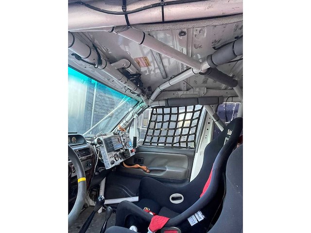 Toyota - rally - landcruiser 90 - bedrijfswagen - afbeelding 15 van  33