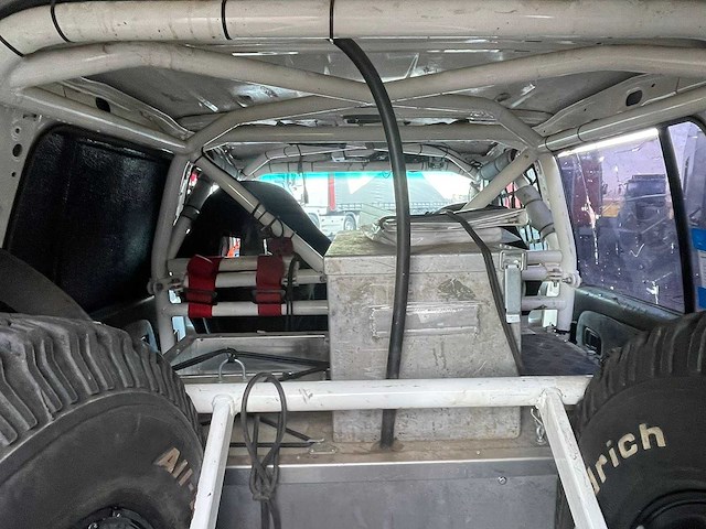 Toyota - rally - landcruiser 90 - bedrijfswagen - afbeelding 25 van  33