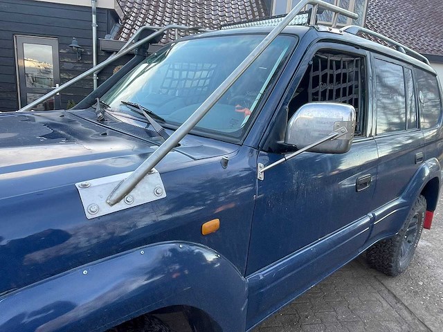 Toyota - rally - landcruiser 90 - bedrijfswagen - afbeelding 23 van  33