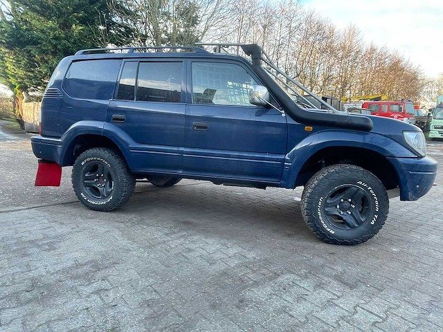 Toyota - rally - landcruiser 90 - bedrijfswagen - afbeelding 28 van  33