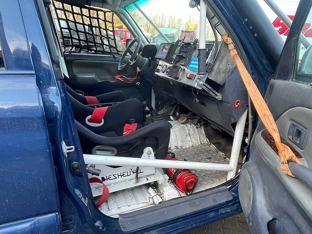 Toyota - rally - landcruiser 90 - bedrijfswagen - afbeelding 32 van  33