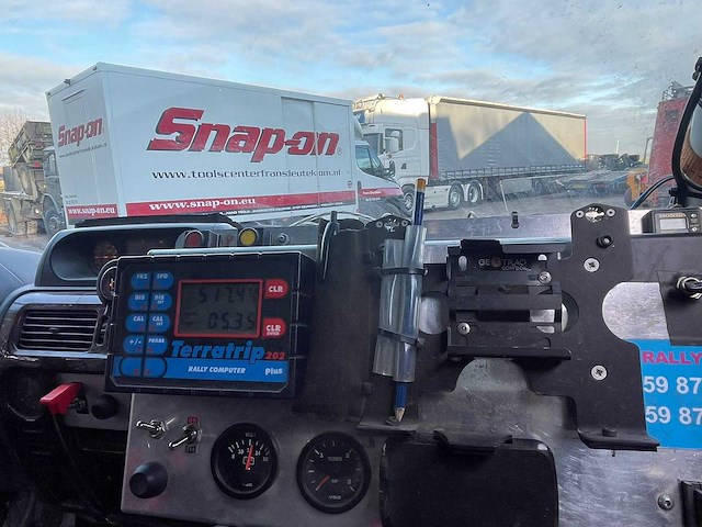 Toyota - rally - landcruiser 90 - bedrijfswagen - afbeelding 33 van  33