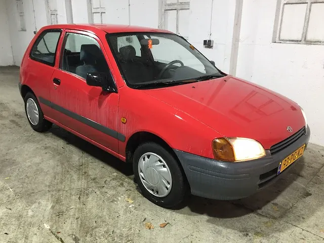 Toyota - starlet - 1.3-16v - 93-pg-kz - afbeelding 7 van  15
