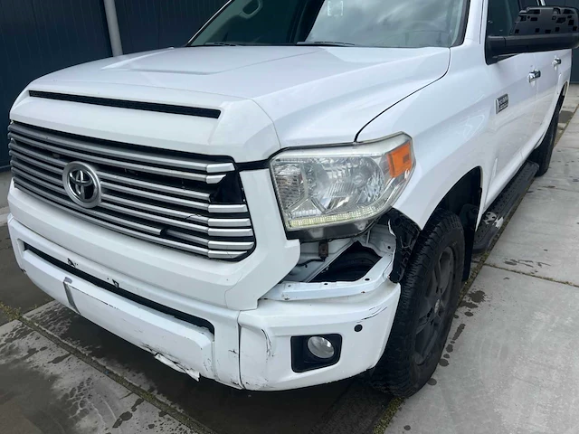 Toyota - tundra - 5.7 v8 double cab - platinum - bedrijfswagen -2014 - afbeelding 2 van  32