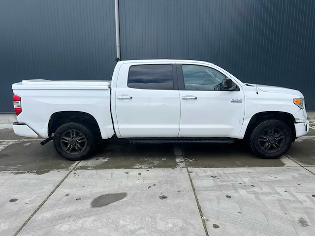 Toyota - tundra - 5.7 v8 double cab - platinum - bedrijfswagen -2014 - afbeelding 29 van  32