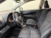 Toyota - verso-s - personenauto - 2012 - afbeelding 6 van  26