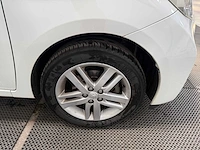 Toyota - verso-s - personenauto - 2012 - afbeelding 19 van  26