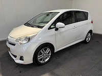 Toyota - verso-s - personenauto - 2012 - afbeelding 12 van  26
