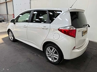 Toyota - verso-s - personenauto - 2012 - afbeelding 22 van  26