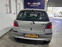 Toyota - yaris - 1.0-16v vvt-i terra - 15-dh-jn - afbeelding 11 van  16