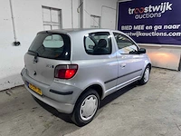 Toyota - yaris - 1.0-16v vvt-i terra - 15-dh-jn - afbeelding 12 van  16