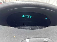 Toyota - yaris - 1.0-16v vvt-i terra - 74-db-hf - afbeelding 2 van  17