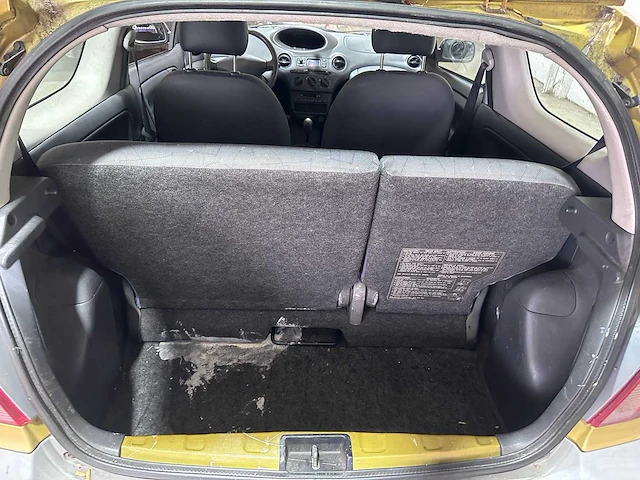 Toyota - yaris - 1.0-16v vvt-i terra - 74-db-hf - afbeelding 6 van  17