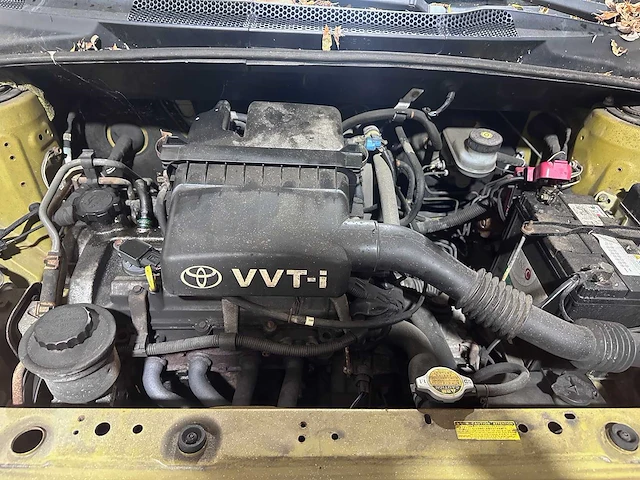Toyota - yaris - 1.0-16v vvt-i terra - 74-db-hf - afbeelding 7 van  17