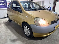 Toyota - yaris - 1.0-16v vvt-i terra - 74-db-hf - afbeelding 14 van  17
