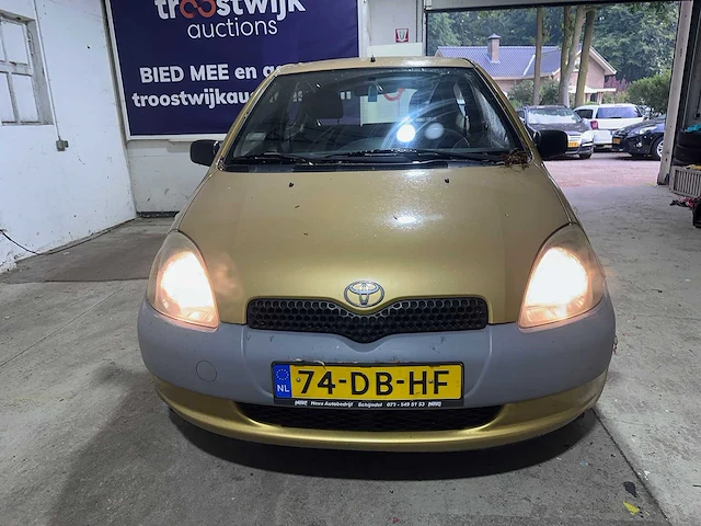 Toyota - yaris - 1.0-16v vvt-i terra - 74-db-hf - afbeelding 15 van  17