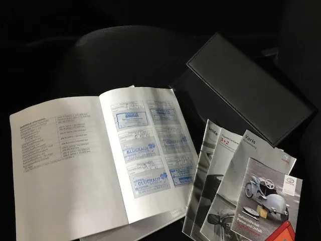 Toyota - yaris - 1.0 cool - duitse papieren + coc - afbeelding 13 van  21
