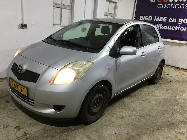 Toyota - yaris - 1.0 vvti terra - k-691-ft - afbeelding 1 van  20