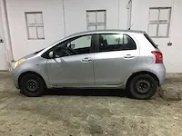 Toyota - yaris - 1.0 vvti terra - k-691-ft - afbeelding 12 van  20