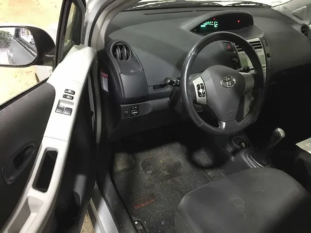 Toyota - yaris - 1.0 vvti terra - k-691-ft - afbeelding 20 van  20