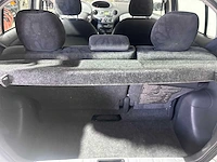 Toyota - yaris - 1.3-16v vvt-i sol - 94-hb-hv - afbeelding 7 van  18