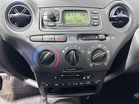 Toyota - yaris - 1.3 vvt-i sol - 76-lh-bj - afbeelding 4 van  16