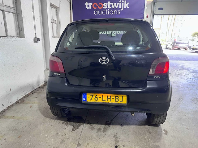 Toyota - yaris - 1.3 vvt-i sol - 76-lh-bj - afbeelding 11 van  16