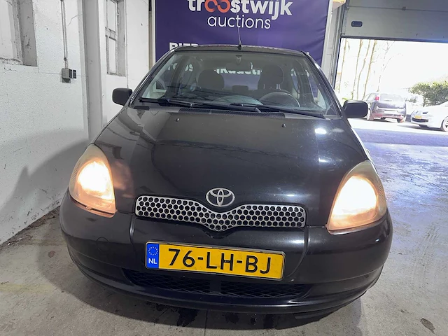 Toyota - yaris - 1.3 vvt-i sol - 76-lh-bj - afbeelding 15 van  16