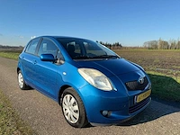 Toyota - yaris - 1.3 vvti sol - 61-hbp-5 - 2008 - afbeelding 4 van  10