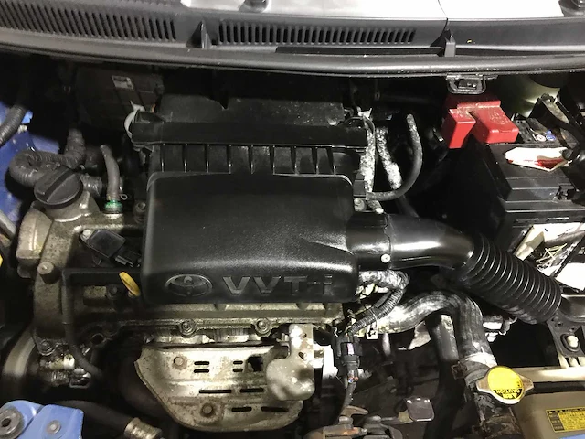 Toyota - yaris - 1.3 vvti sol - 98-sx-vp - afbeelding 10 van  20