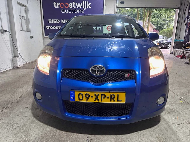 Toyota - yaris - 1.8 vvti ts - 09-xp-rl - afbeelding 17 van  19