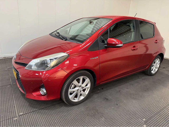 Toyota - yaris - personenauto - 2013 - afbeelding 12 van  32
