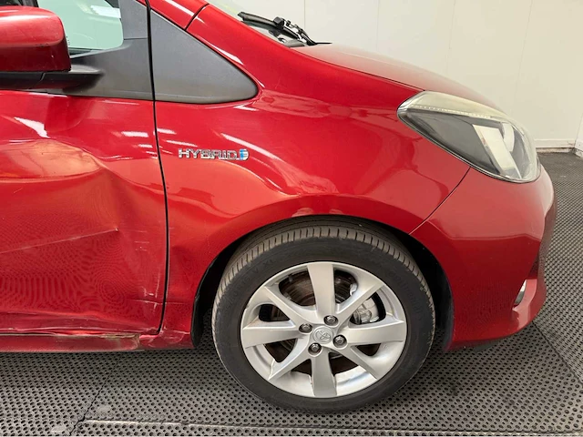 Toyota - yaris - personenauto - 2013 - afbeelding 25 van  32