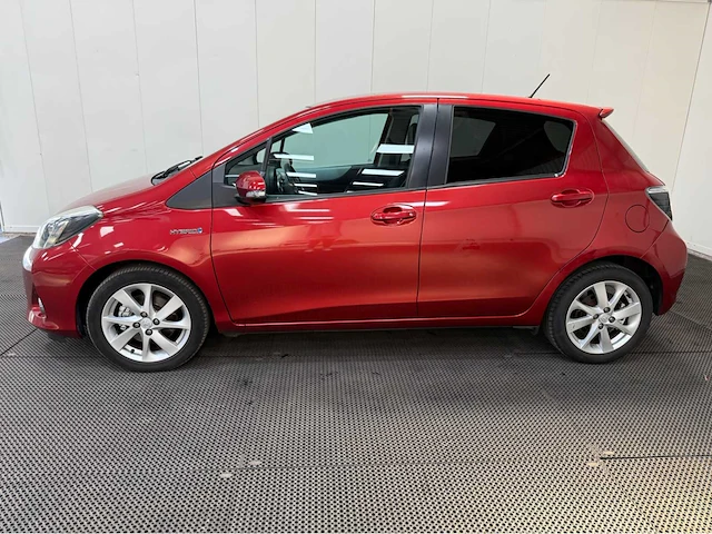 Toyota - yaris - personenauto - 2013 - afbeelding 23 van  32