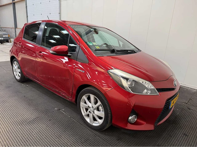 Toyota - yaris - personenauto - 2013 - afbeelding 29 van  32