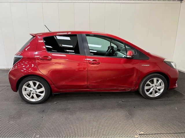 Toyota - yaris - personenauto - 2013 - afbeelding 30 van  32